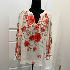 NWT Blu Pepper Cream and Red Floral Blouse Small